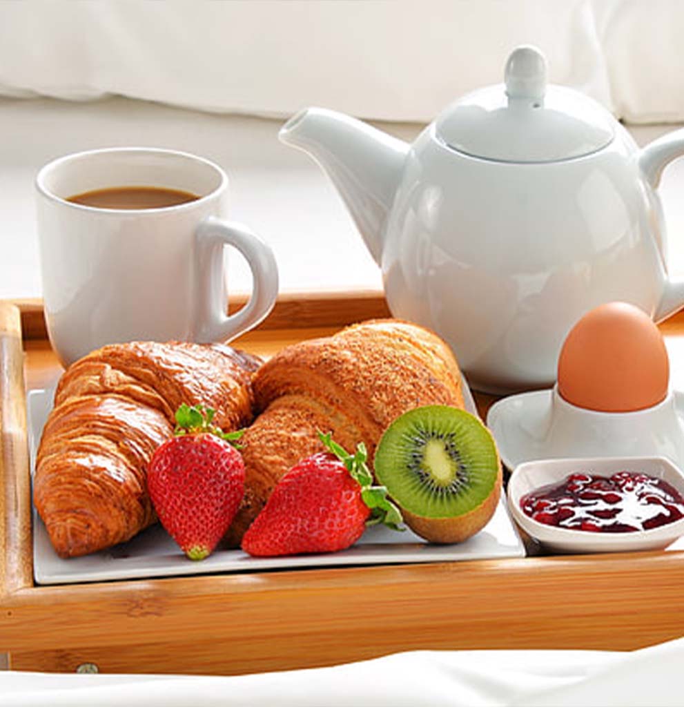 Breakfast at NileVic Guest House